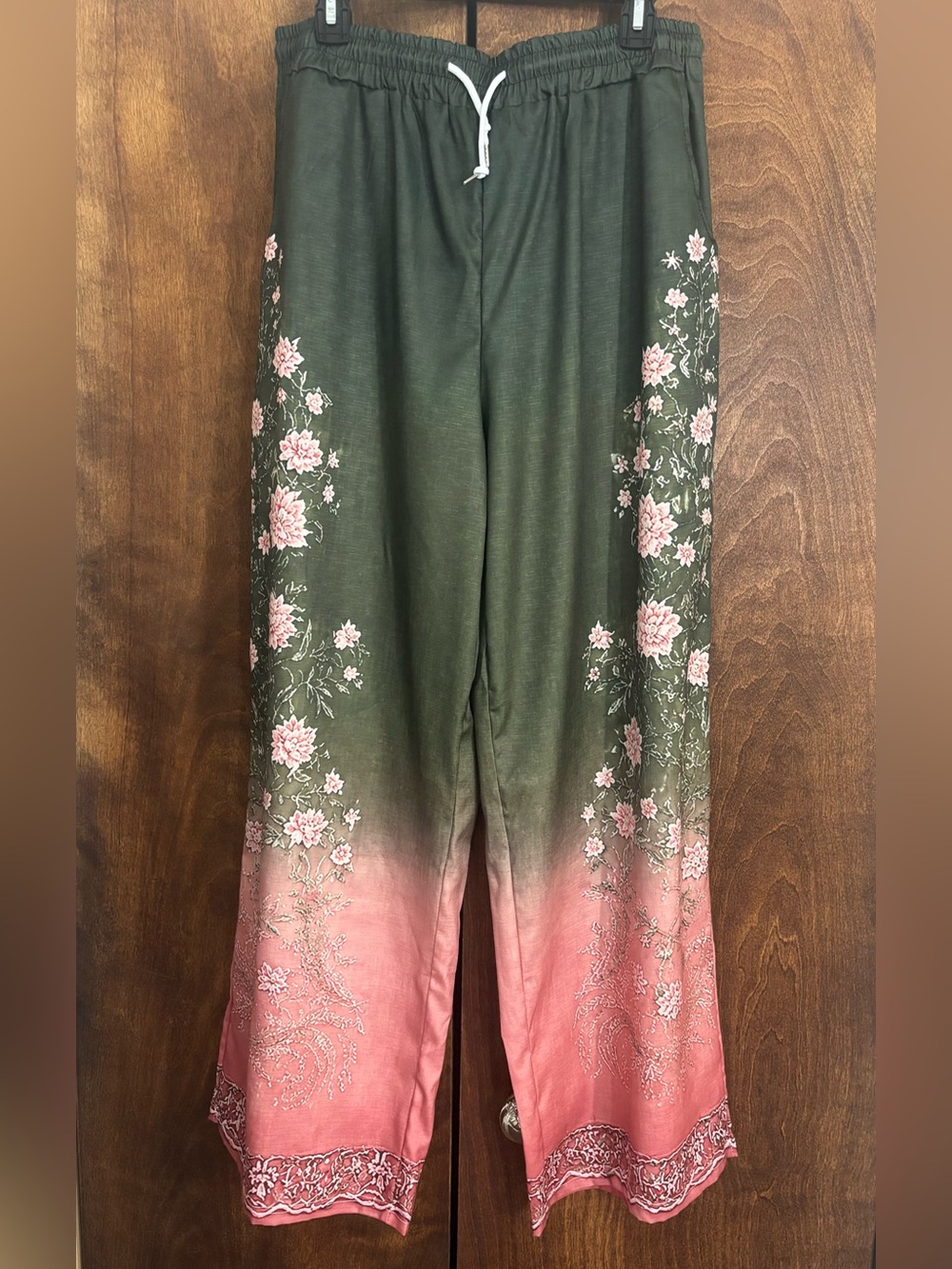 Woman’s Floral Ombre Pull-On Pants - Green to Pink